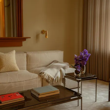 Four - Boutique Lejlighedshotel 4*