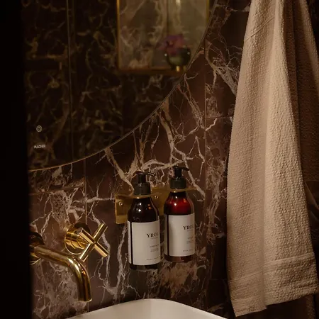 Lejlighedshotel Four - Boutique